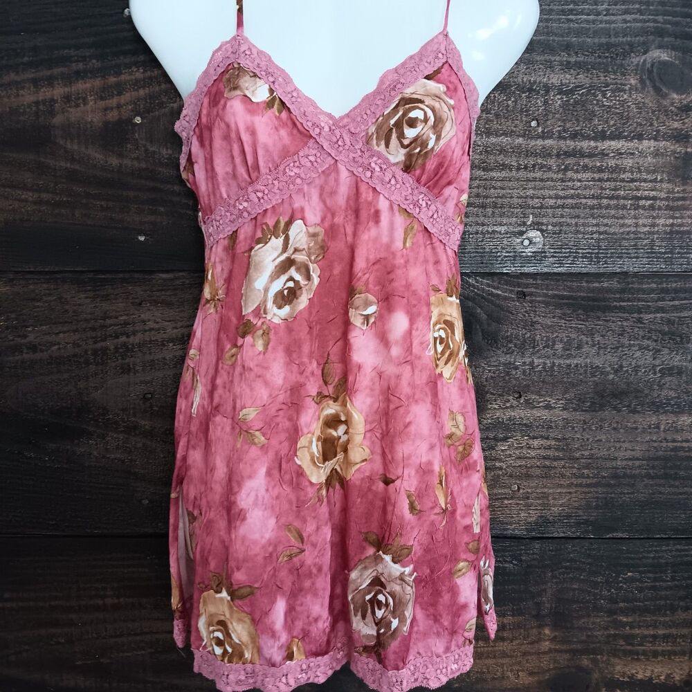 Rave Y2K Vintage Floral Cami Top Size Medium Pink Romantic Chic Lace Coquette